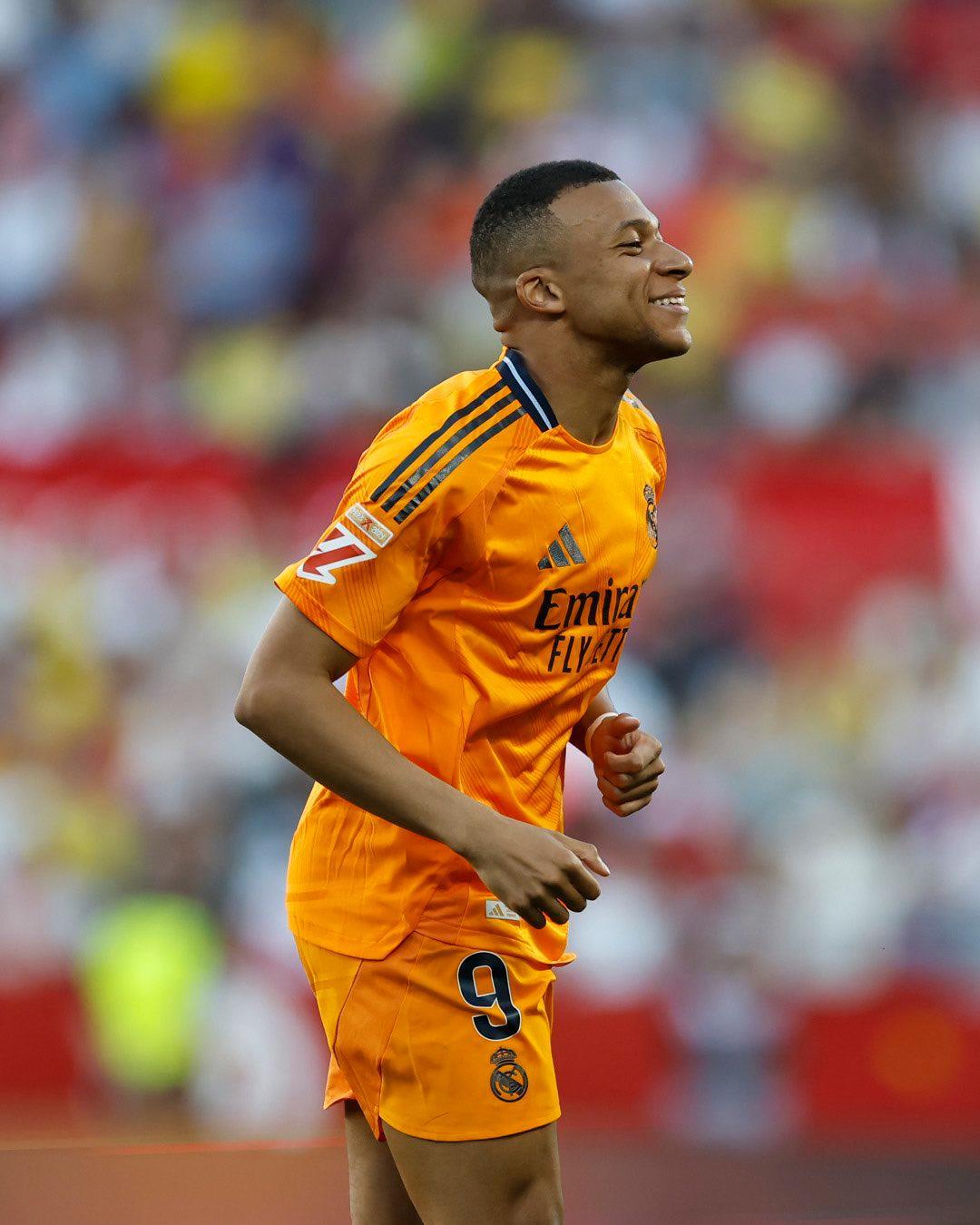 多米官方网站 -里程碑夜塞维利亚状态回暖，国王杯转会期刷纪录，态度坚定，更衣室氛围转暖 