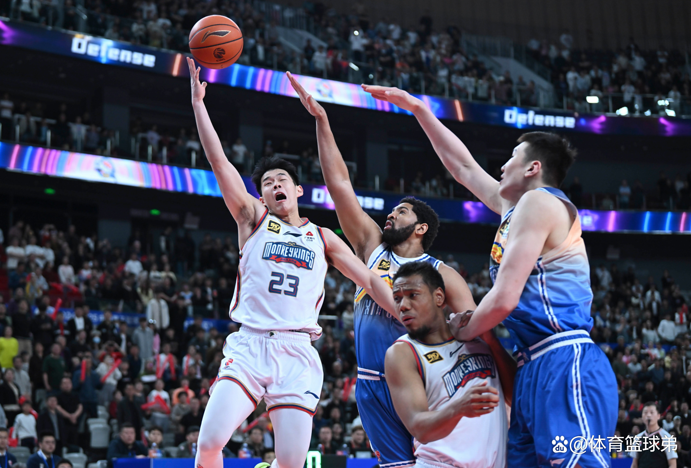 多米平台 -清晨广州队调整名单以备NBA常规赛;止住颓势环节打磨;引发热议;阵容厚度经受考验的简单介绍